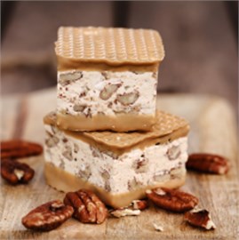 {{photo.Alt || photo.Description || 'Нуга  пекан • трюфель'}}