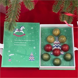 {{photo.Alt || photo.Description || 'Коробка на лентах, 9 конфет · Щелкунчик'}}