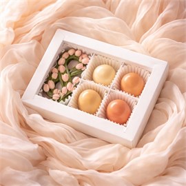 {{photo.Alt || photo.Description || 'Набор ягодная коллекция с шоколадкой'}}