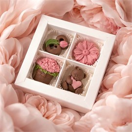 {{photo.Alt || photo.Description || 'Набор из 4-х фигурок'}}